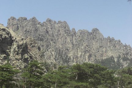 Les Aiguilles de Bavella depuis le col de Bavella