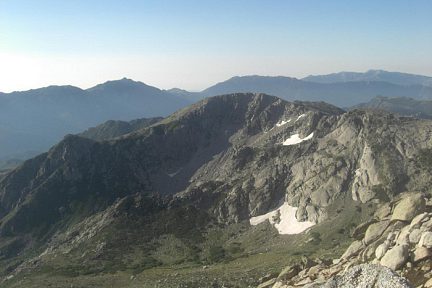 Vue du sommet du Monte Renoso, 2352 m, angle 2