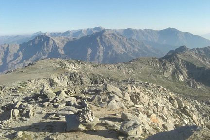 Vue du sommet du Monte Renoso, 2352 m, angle 3