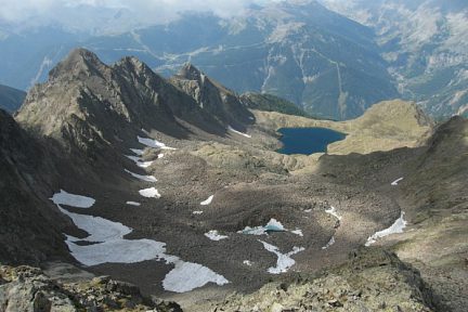 Vue sur le lac Fer depuis le Mont Ténibre