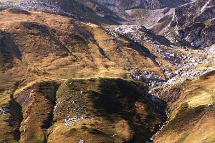 Cabane de Cap de la Baitch, au pied du pic de Countendé