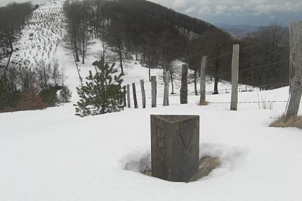 Le Lindus (1220 m) vu depuis le col de Lindus