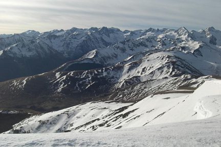 Massifs Aneto-Maladeta et Perdiguère depuis Pouyaué