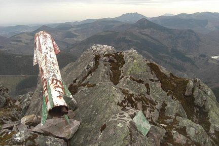 Du sommet de la Pena de Aballarri