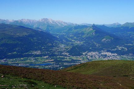 Vue sur la vallée depuis Hautacam en 2009
