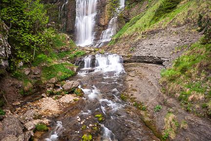 Grande cascade du cirque de Saint-Même depuis le pont