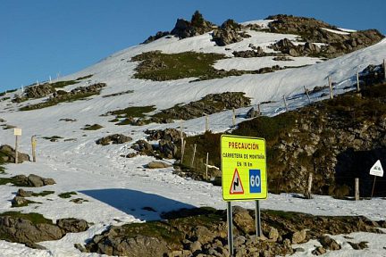 Crête Sud-Est du Soum de Lèche depuis le col de la Pierre Saint-Martin