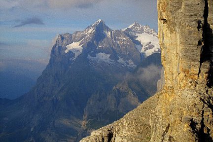 En soirée, vue sur le Wetterhorn (3692 m)
