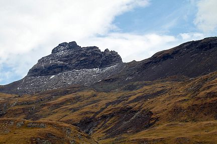 Le pic de Gerbats depuis le plateau des Aguilous