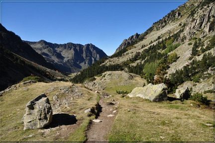 En descendant la vallée du Bastan - vue 1