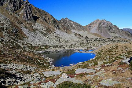 Randonnée au lac Estagnol dans les Pyrénées