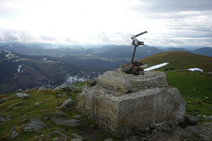Sommet d'Adi 1457 m