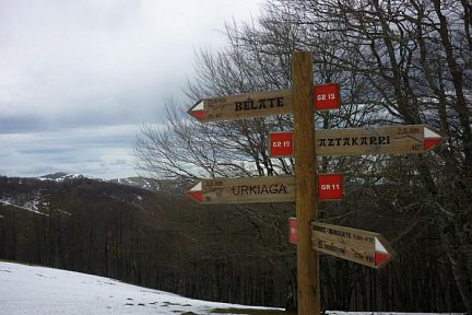 Aratungo Lepoa, col entre Adi et Iturrumburu sur les GR 11 et 12