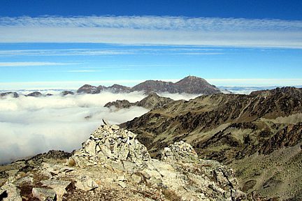 Cairns sur le Pic Dets Coubous