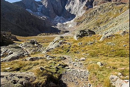 Vignemale quand on arrive au refuge