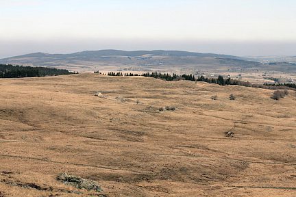 Vue au téléobjectif depuis le Puy de Gudette