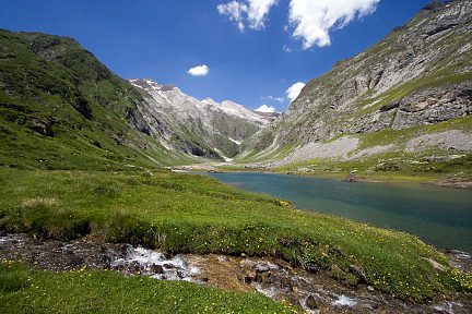 Le lac d'Ossoue et le glacier d'Ossoue