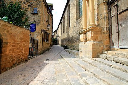 Balade dans les ruelles de Sarlat-la-Canéda