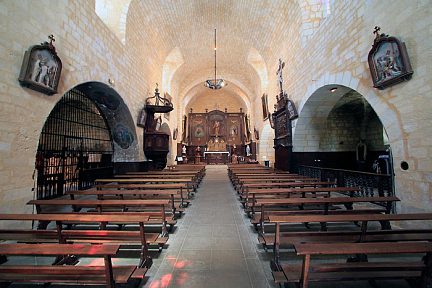 Intérieur de l'église de Domme - vue 1