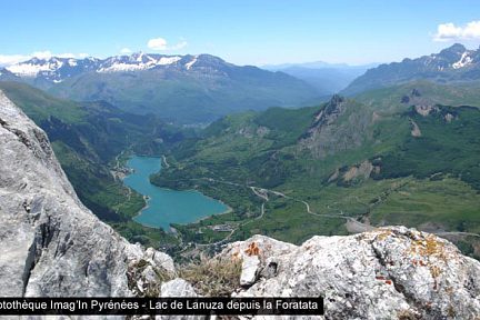 Lac de Lanuza depuis la Foratata