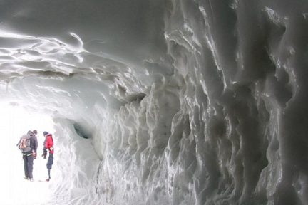 Tunnel d'arrivée des alpinistes au Mont Blanc