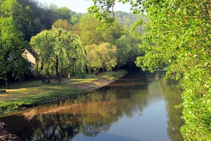 L'Aveyron à Belcastel : randonnée en Aveyron
