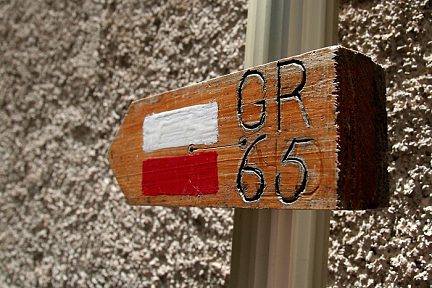 Dans Saint-Côme-d’Olt sur le GR 65