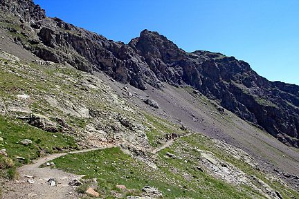 La montée vers le lac de l'Eychauda
