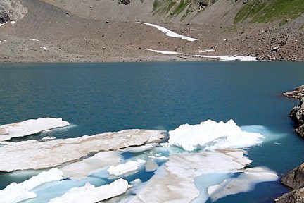Au bord du lac de l'Eychauda