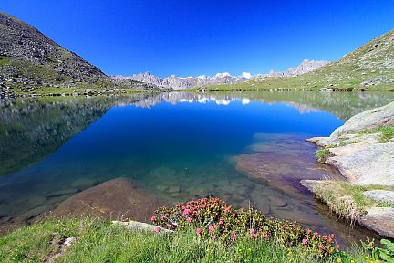 Magnifique lac du Serpent