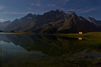 Lac du Pontet sous la pleine Lune