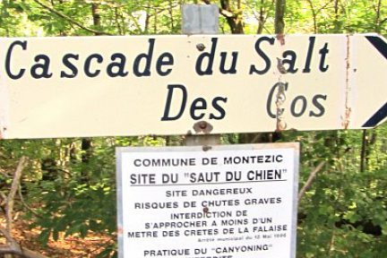 Cascade du Salt des Cos (du saut du chien) en langue traditionnelle Aveyronnaise 