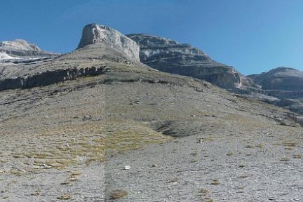 Monte Perdido et Torre de Goriz depuis le Collado Superior de Goriz