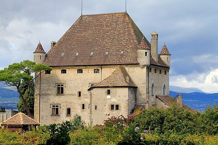 Château d'Yvoire au bord du lac Léman