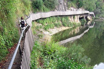 Le long de la Valserine