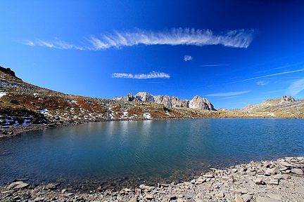 Un nuage passager au-dessus du lac Rond