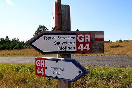 Sentier de Grande Randonnée GR 44
