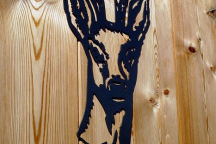 Gravure dans le bois à la chambre d'hôte de Sallanches
