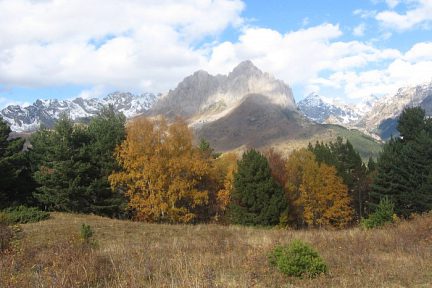 La Peña Foratata depuis El Pasino