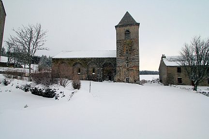 Dômerie d'Aubrac sous la neige