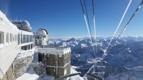 Le t�l�ph�rique du Pic du Midi de Bigorre en hiver