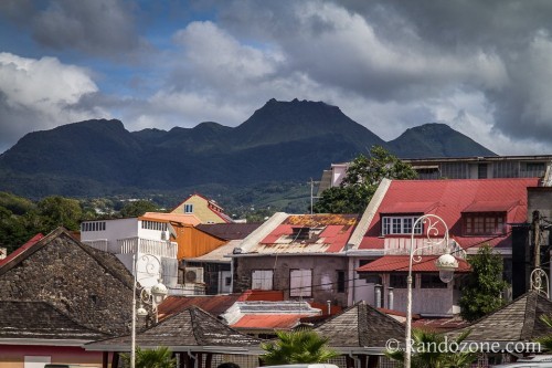 Randonnée à la Soufrière depuis les Bains Jaunes