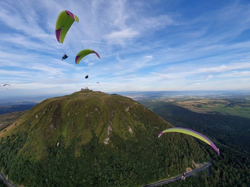 Dcouvrir l'Auvergne en parapente