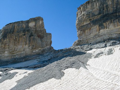 Randonnée pédestre à la Brèche de Roland Randonnée pédestre à la Brèche de Roland
