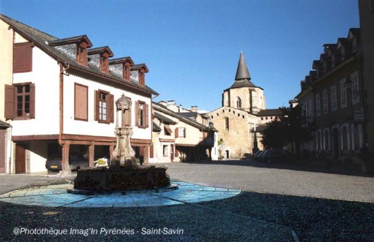 D�couverte des villes et villages des Hautes Pyr�n�es