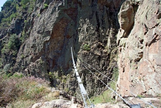 Via ferrata entre G�dre et Gavarnie : le chaos de Coum�ly