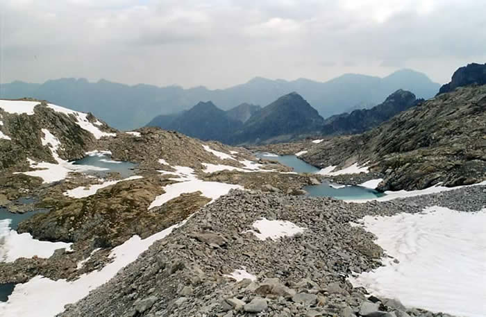 Lacs Verts depuis le glacier de Maniportet