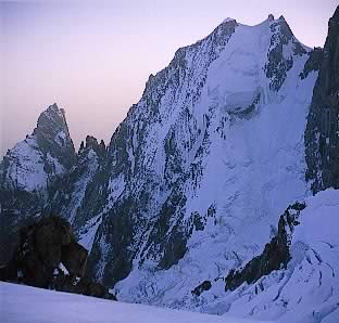Aiguilles Blanche et Noire de Peuterey