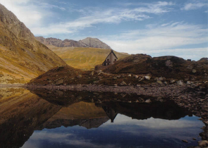Refuge d'Ilhou en octobre 1997