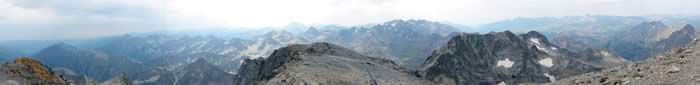 Panoramique depuis le sommet du Balatous